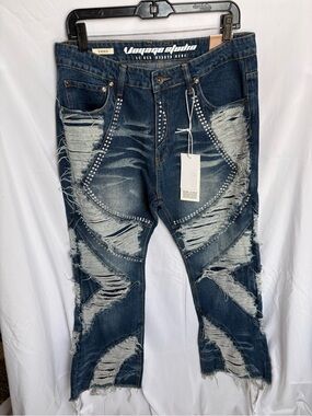 NWT Voyage Studio Shredded Panel Crystal Denim Jeans - Size 32/30